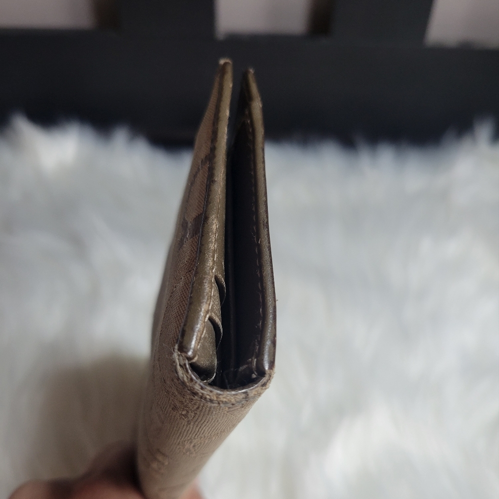 Ferragamo Monogram Long Wallet - Picture 3 of 10